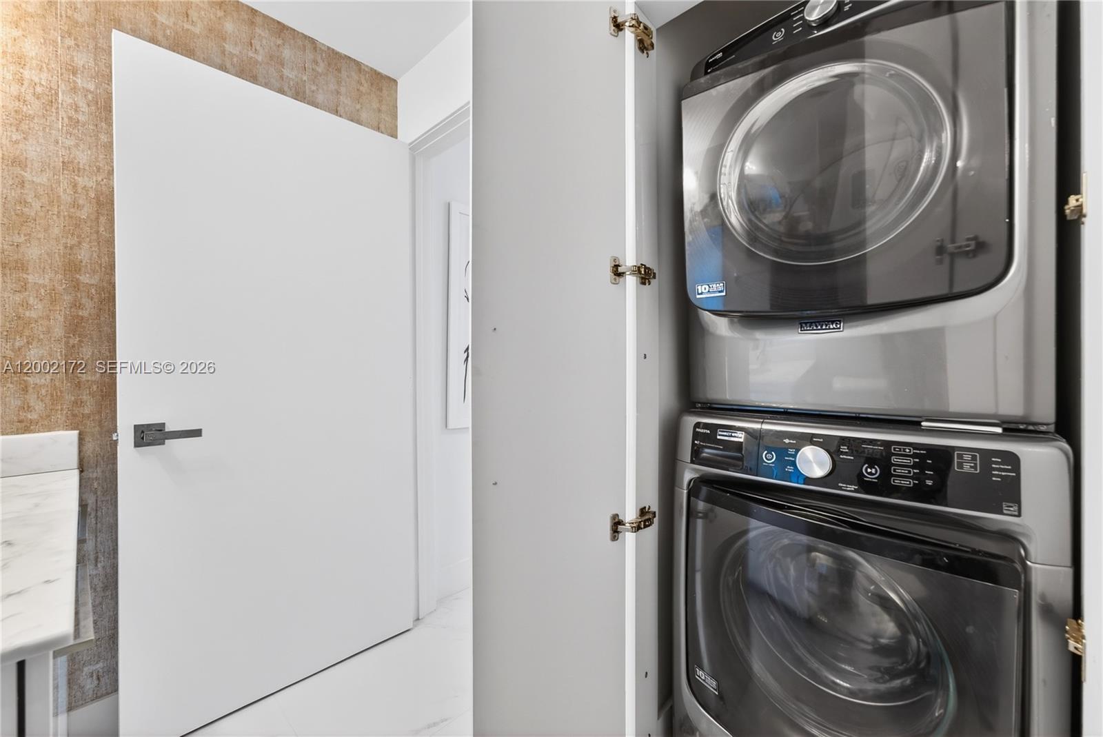 MARINABLUE CONDO - Residential Lease