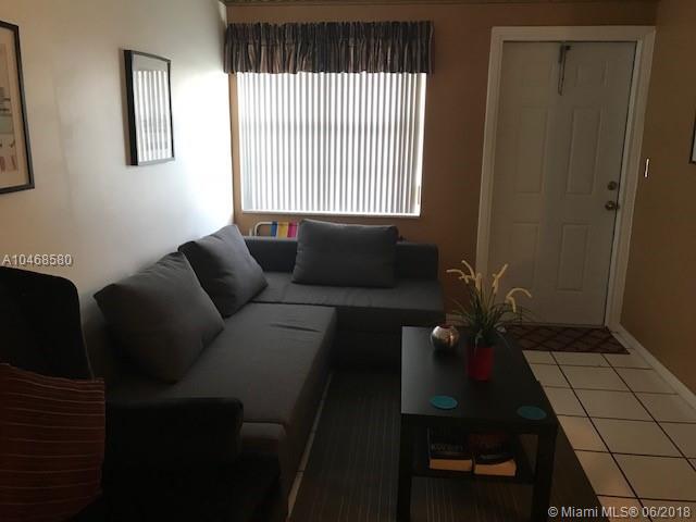 WARRENTON HOUSE CONDO - Residential