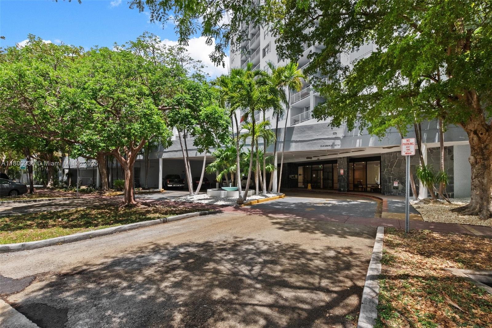 6900 Bay Dr 10I