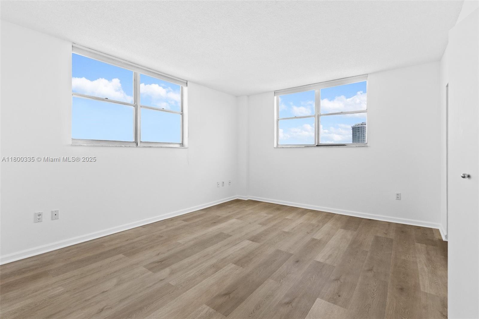 STANTON HOUSE CONDO - Residential