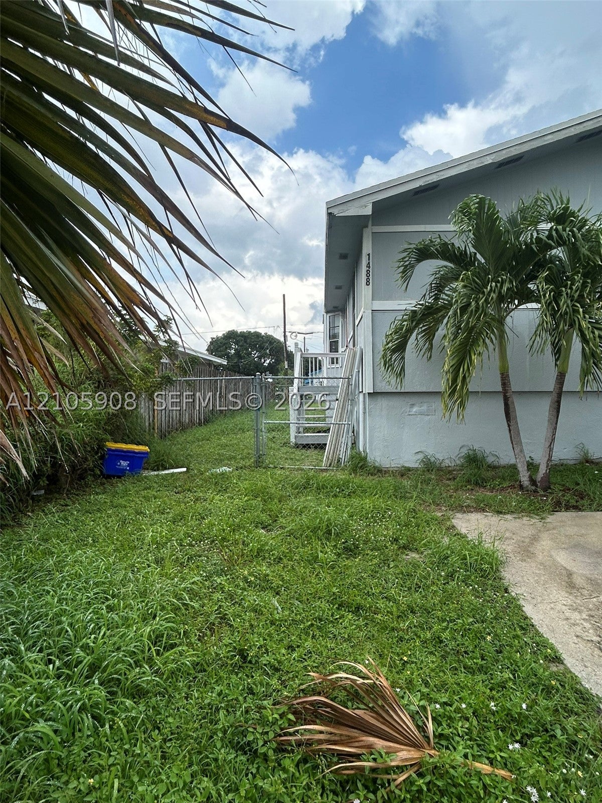 1488 W 31st St