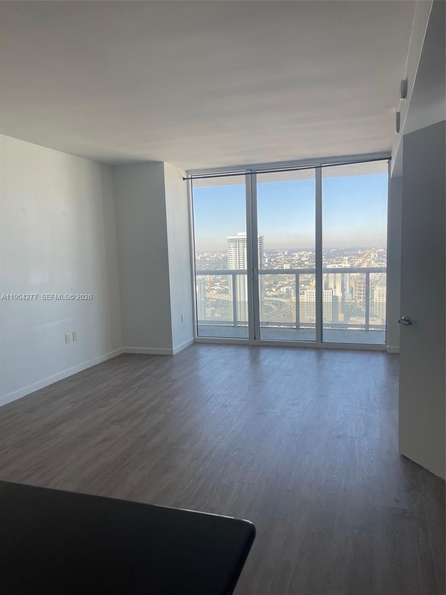 50 Biscayne Blvd 5207