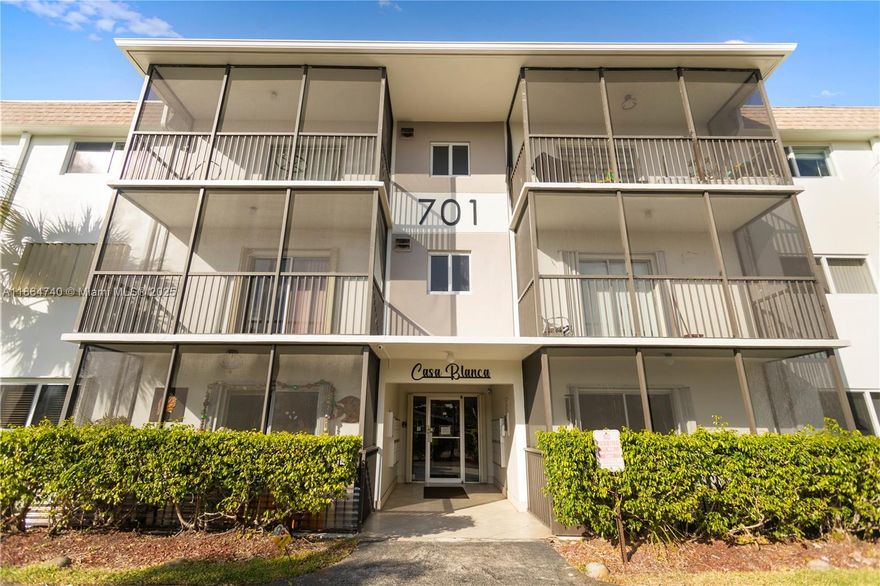 Beautiful and spacious unit located just off US1, minutes from the beach. Kitchen has been completely remodeled, wood floors in the bedrooms, dining and living area. Building has new roof and 40 year certification has been completed. All Special Assessments have been paid in full by owner, lobby w/security. The community pool area has been remodeled and has covered BBQ and entertainment area, clubhouse, shuffleboard. Near dining, airport, major highways and Aventura Mall. It's a must see!