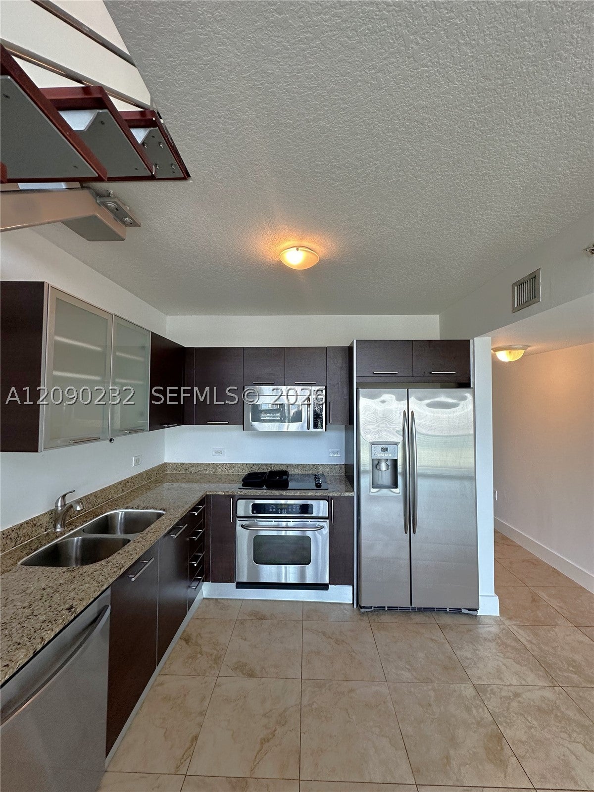 41 SE 5th St 1803