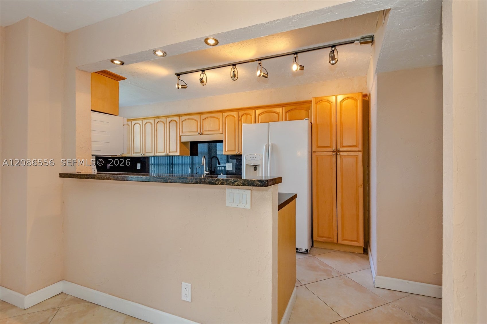 4280 Galt Ocean Dr 3B, Fort Lauderdale, FL, 33308/$750,000 2 4280 Galt Ocean Dr 3B