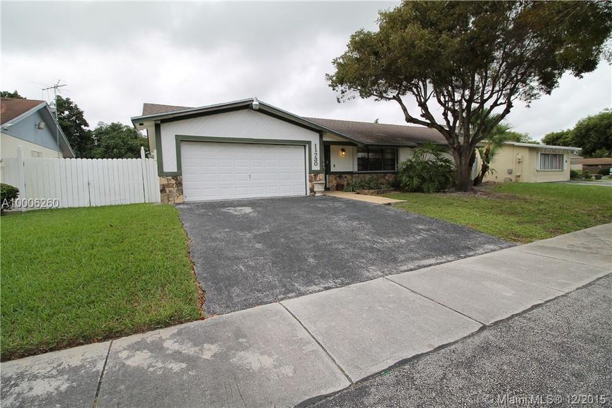 Stunning home in the Kendall / The Falls neighborhood. 3 bedroom, 2 bathroom home with a bonus bedroom. Tile floors throughout, vaulted ceilings, huge 800 sq. ft. patio with Mexican tile and overhang, perfect for parties! Spacious yard and two car garage. Must see, call to schedule a showing today!