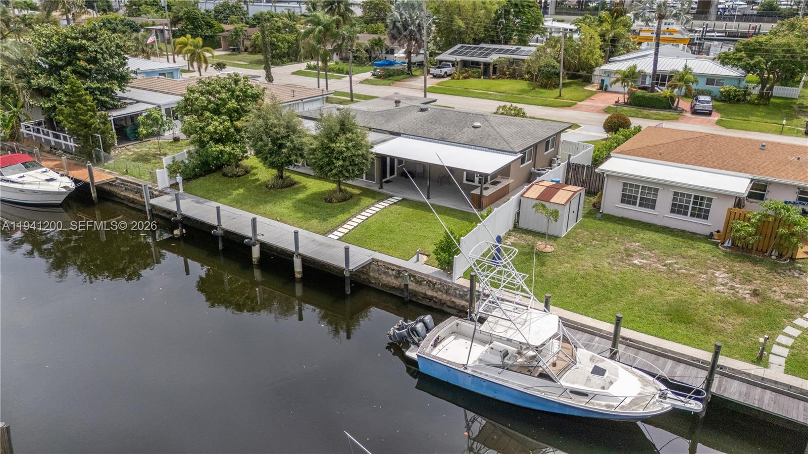 FLAMINGO PARK SEC - Residential Lease