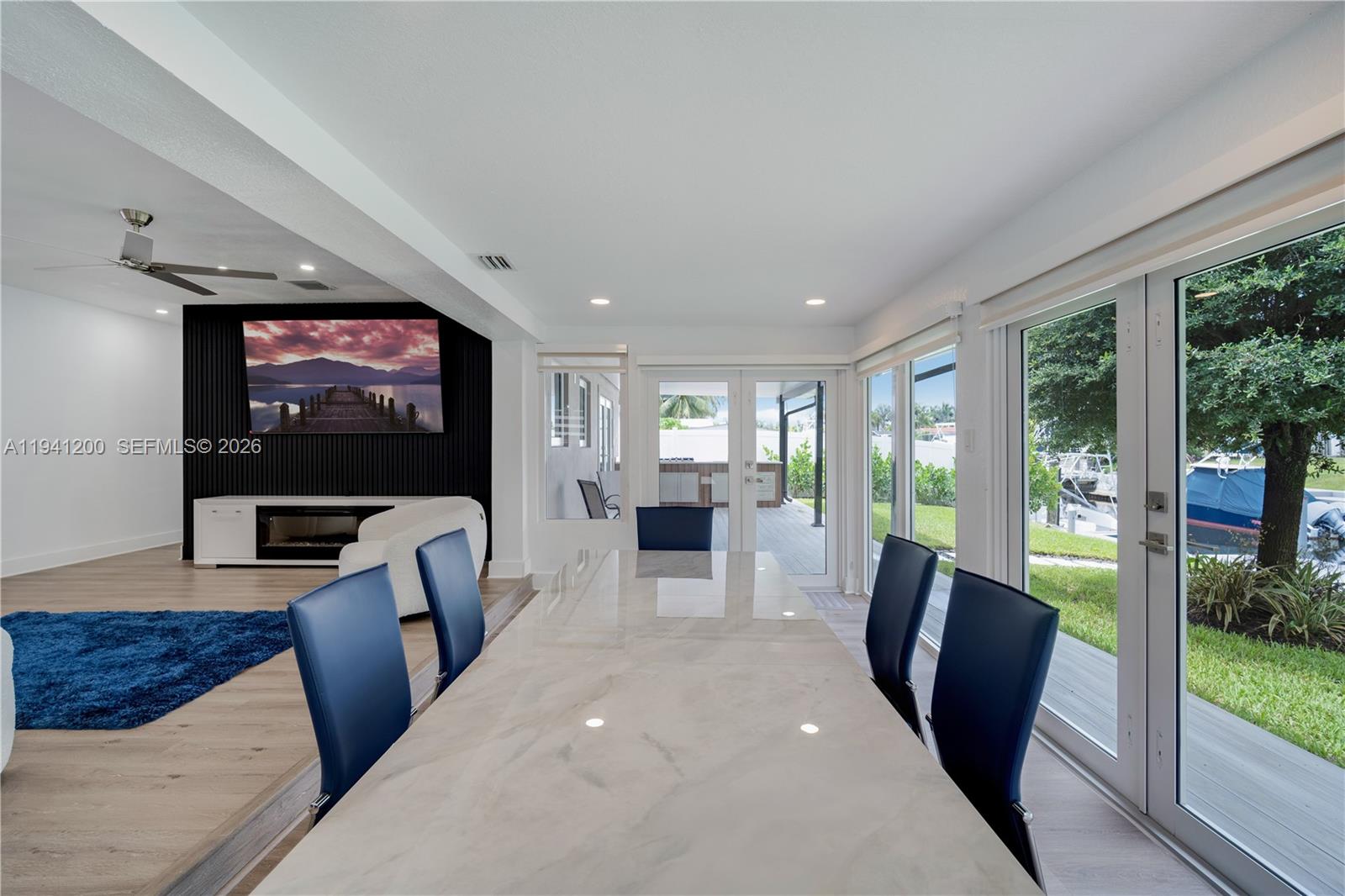 FLAMINGO PARK SEC - Residential Lease