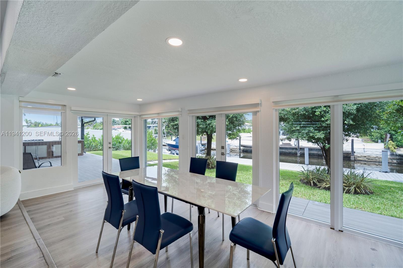 FLAMINGO PARK SEC - Residential Lease