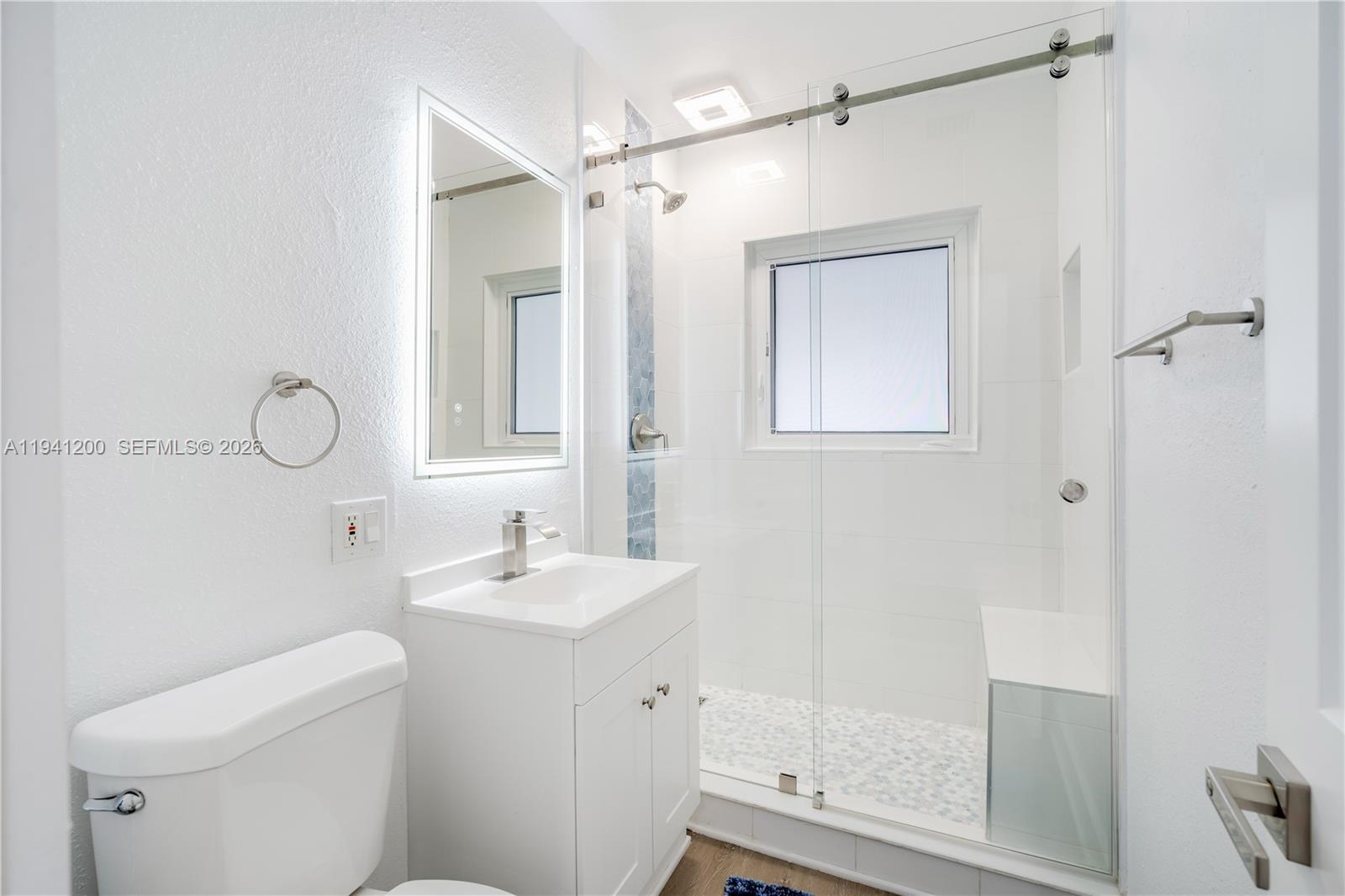 FLAMINGO PARK SEC - Residential Lease