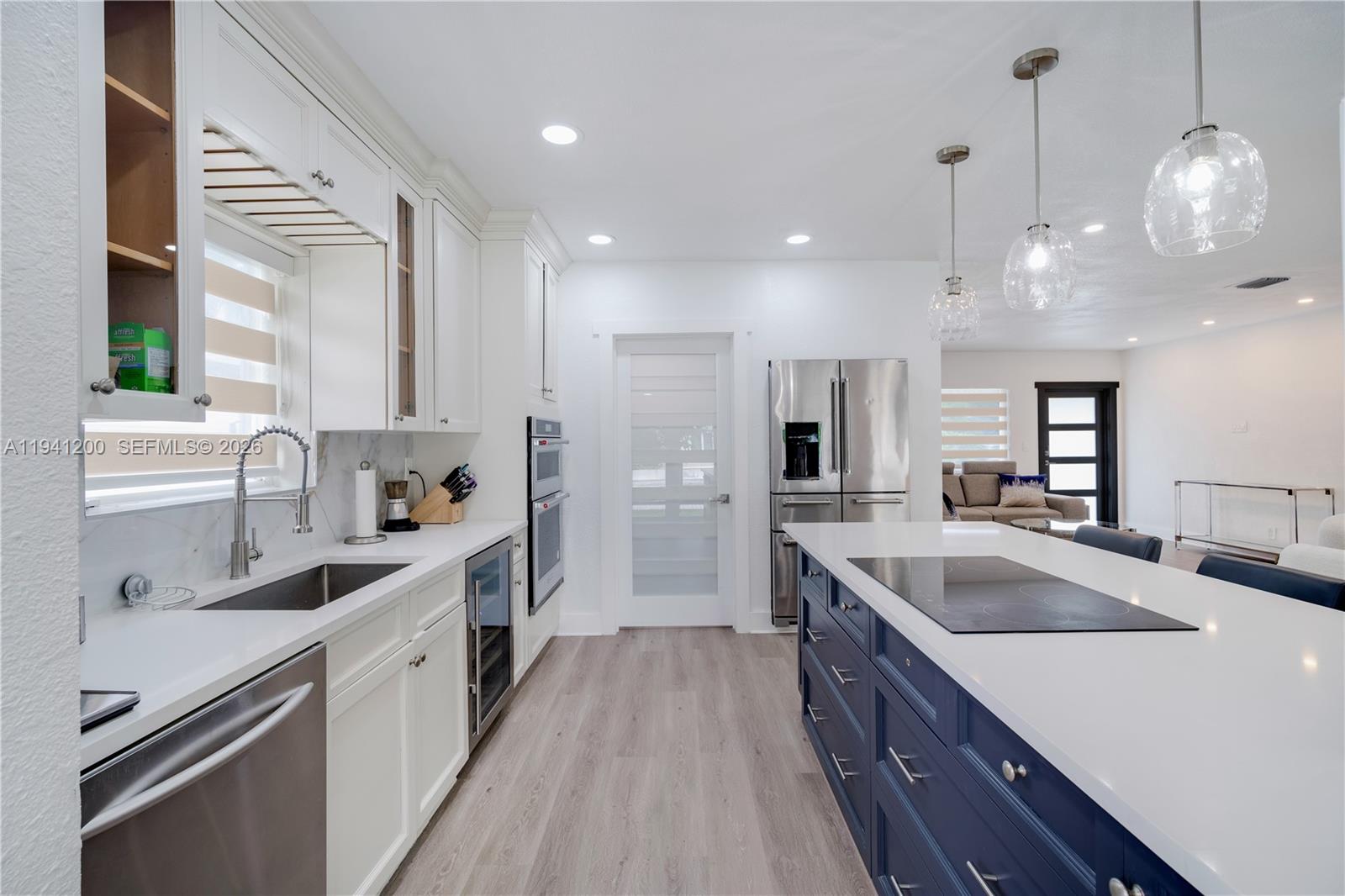 FLAMINGO PARK SEC - Residential Lease