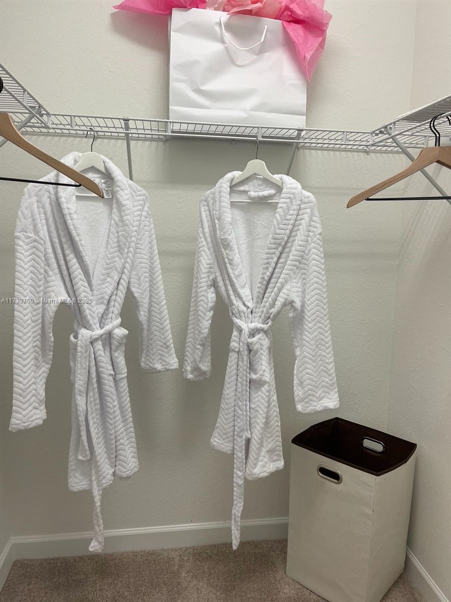 WESTVIEW GARDENS APARTMEN - Residential