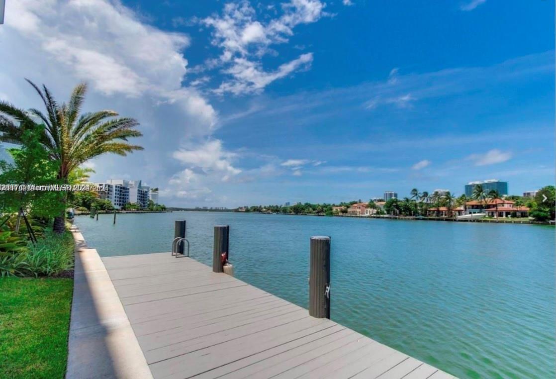 BAY HARBOUR ISLAND - Residential