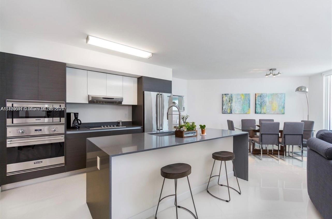 BAY HARBOUR ISLAND - Residential