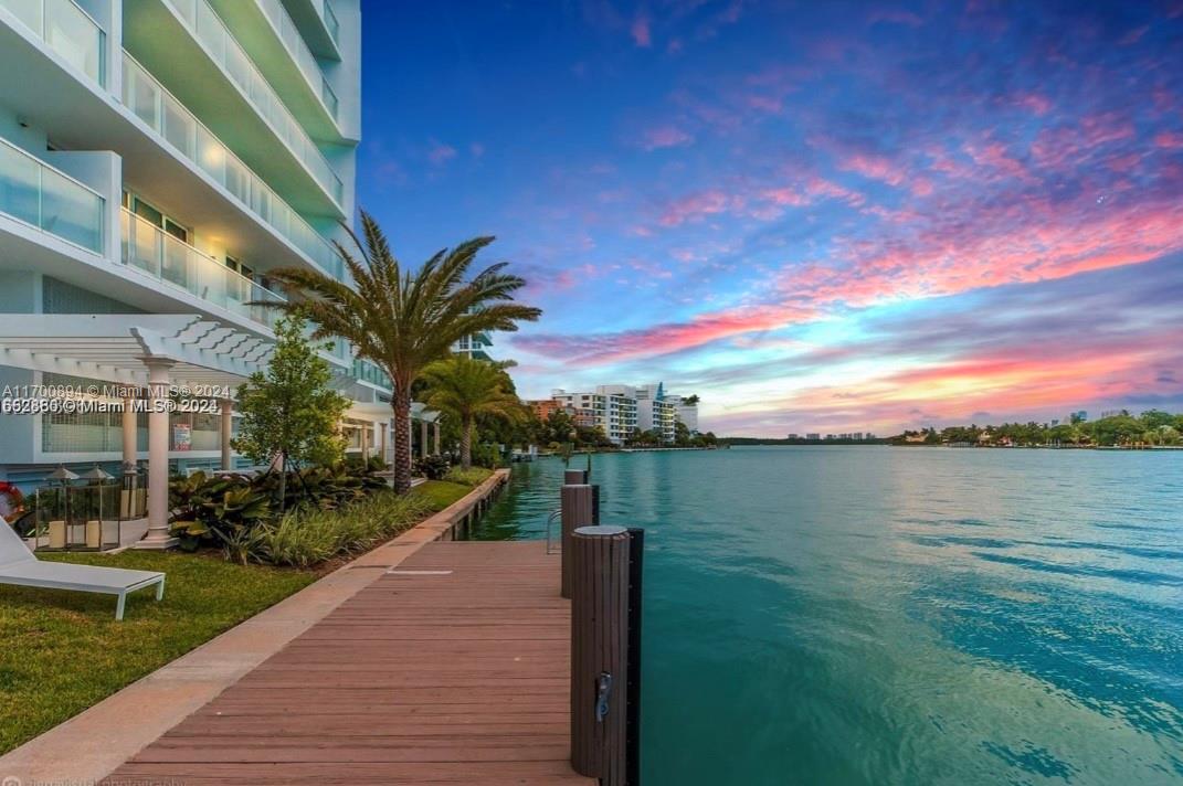 BAY HARBOUR ISLAND - Residential