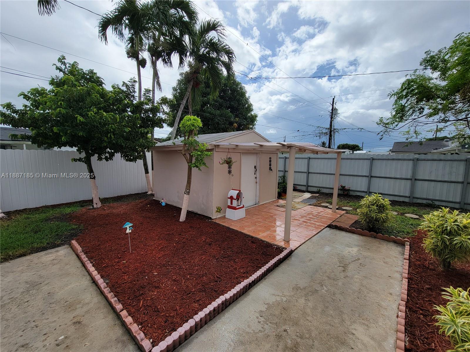 CAROL CITY RED ROAD MANOR - Residential