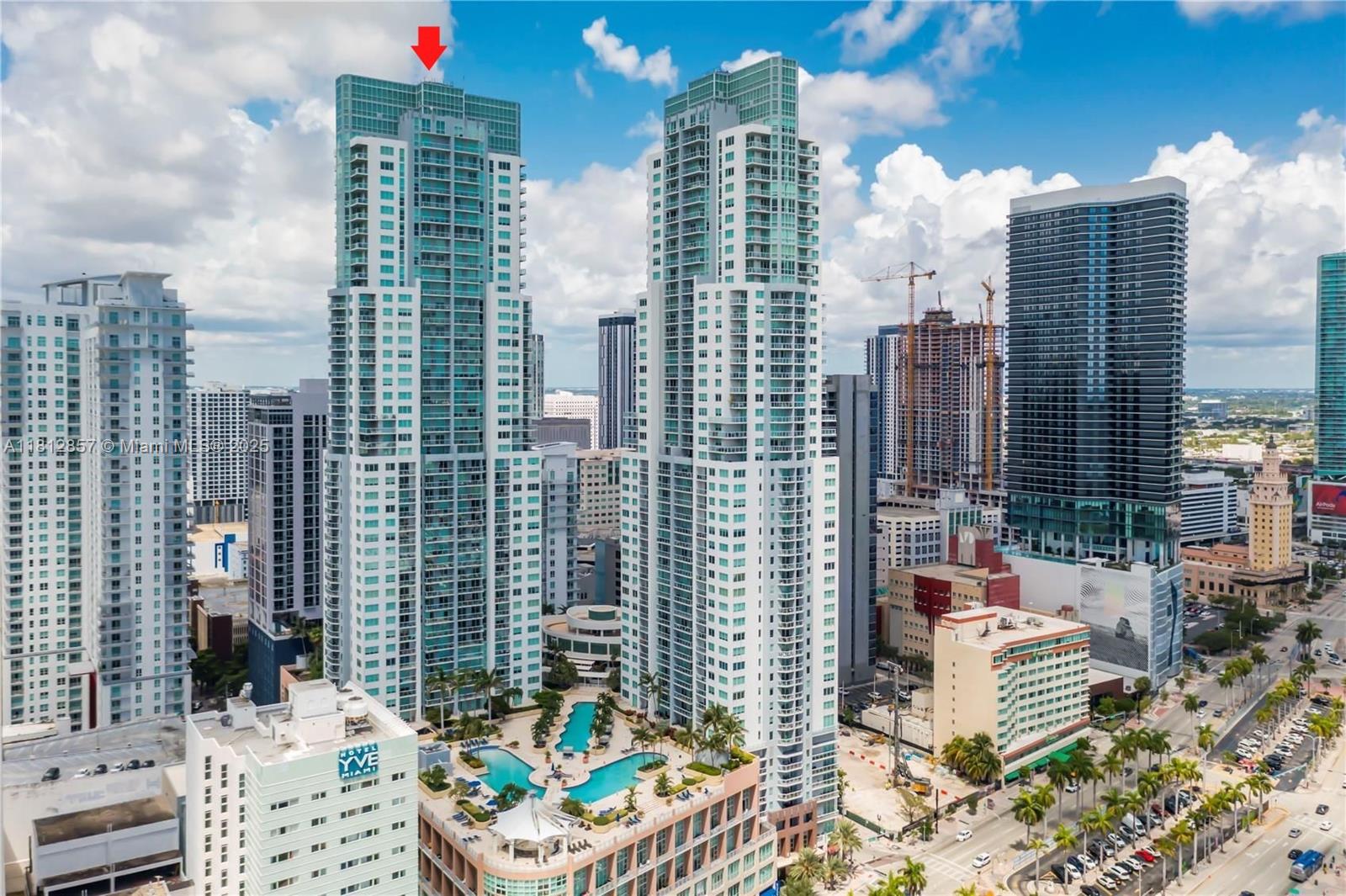 VIZCAYNE SOUTH CONDO - Residential