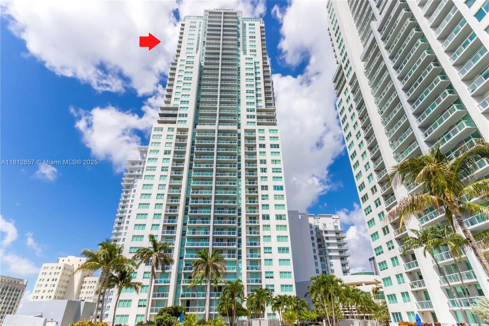 VIZCAYNE SOUTH CONDO - Residential