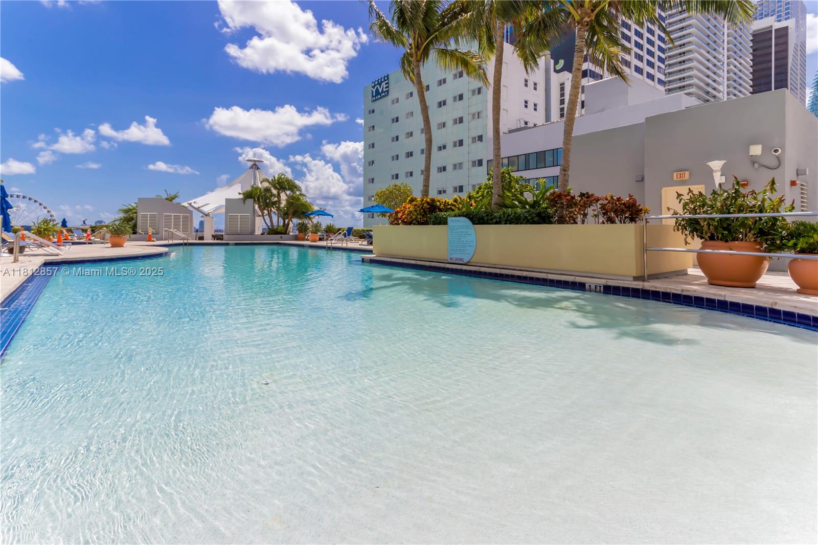 VIZCAYNE SOUTH CONDO - Residential