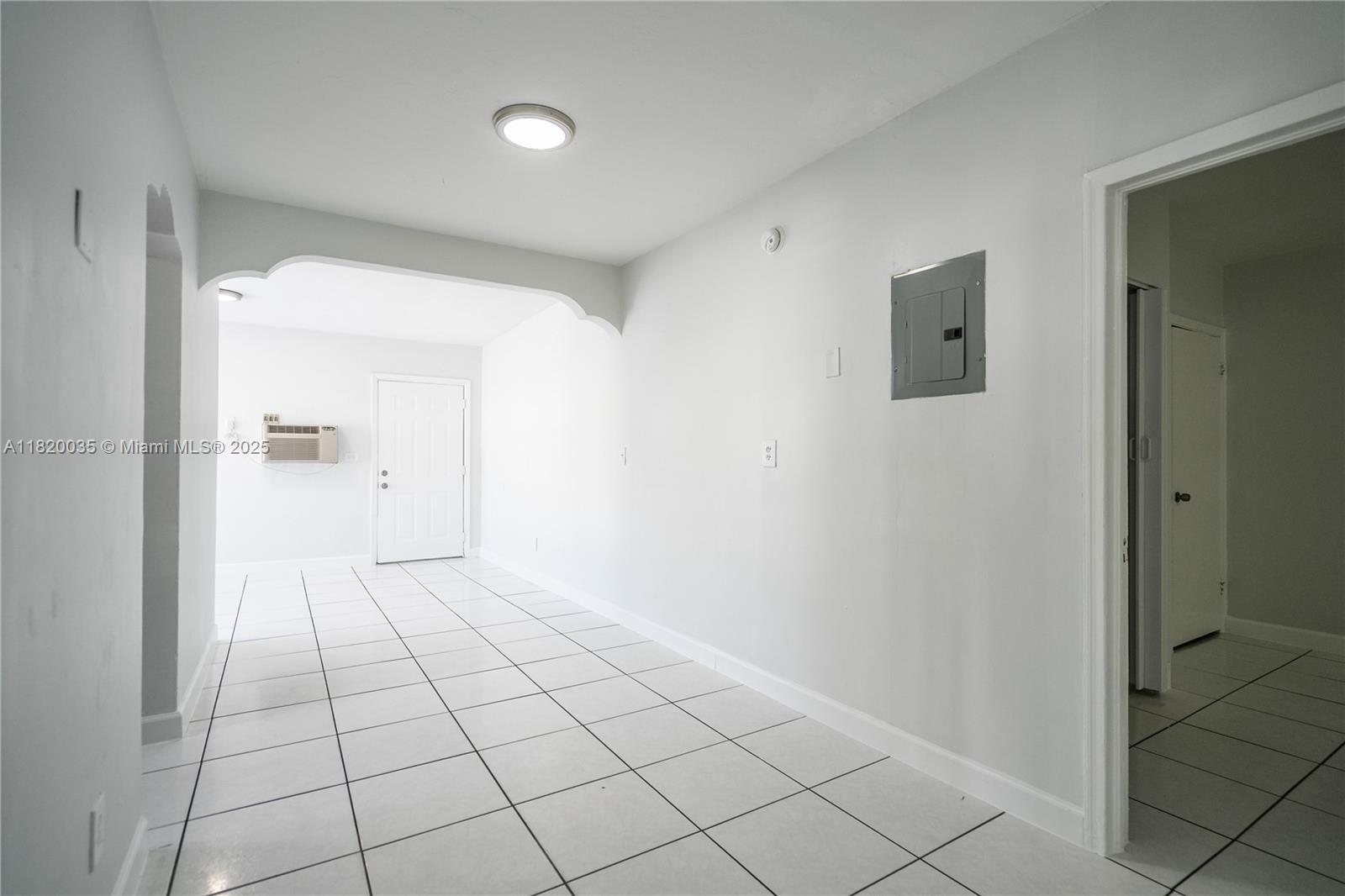 ALTOS DEL MAR NO 3 - Residential Lease