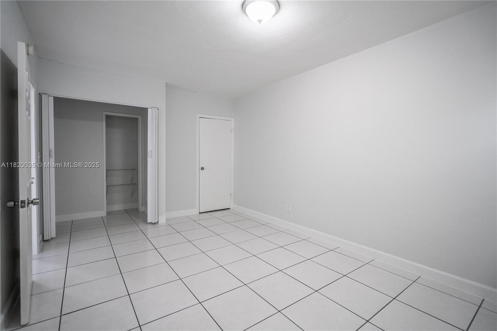 ALTOS DEL MAR NO 3 - Residential Lease