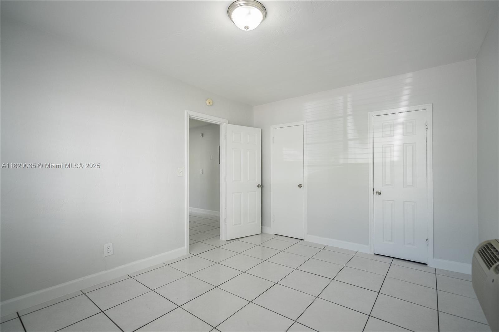 ALTOS DEL MAR NO 3 - Residential Lease