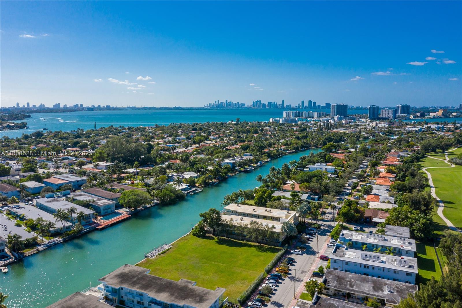 350 SO SHORE DR AT VILLAG - Residential