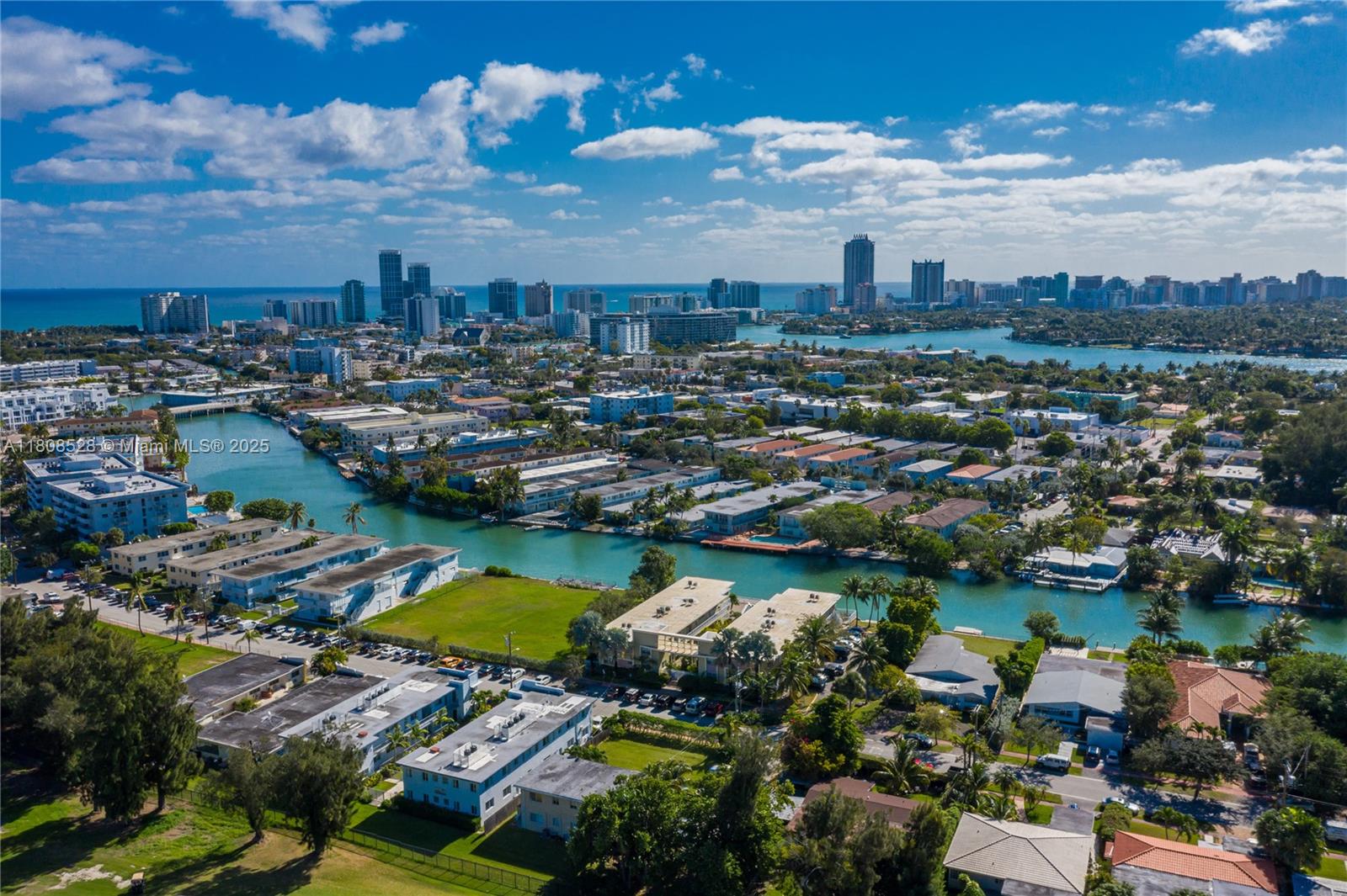 350 SO SHORE DR AT VILLAG - Residential