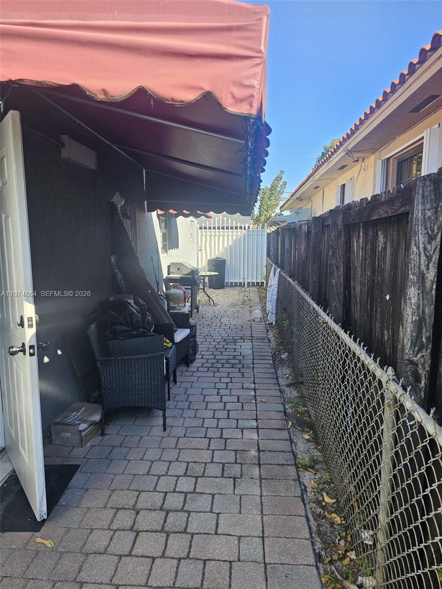 SUB OF PB 7-113 - Residential