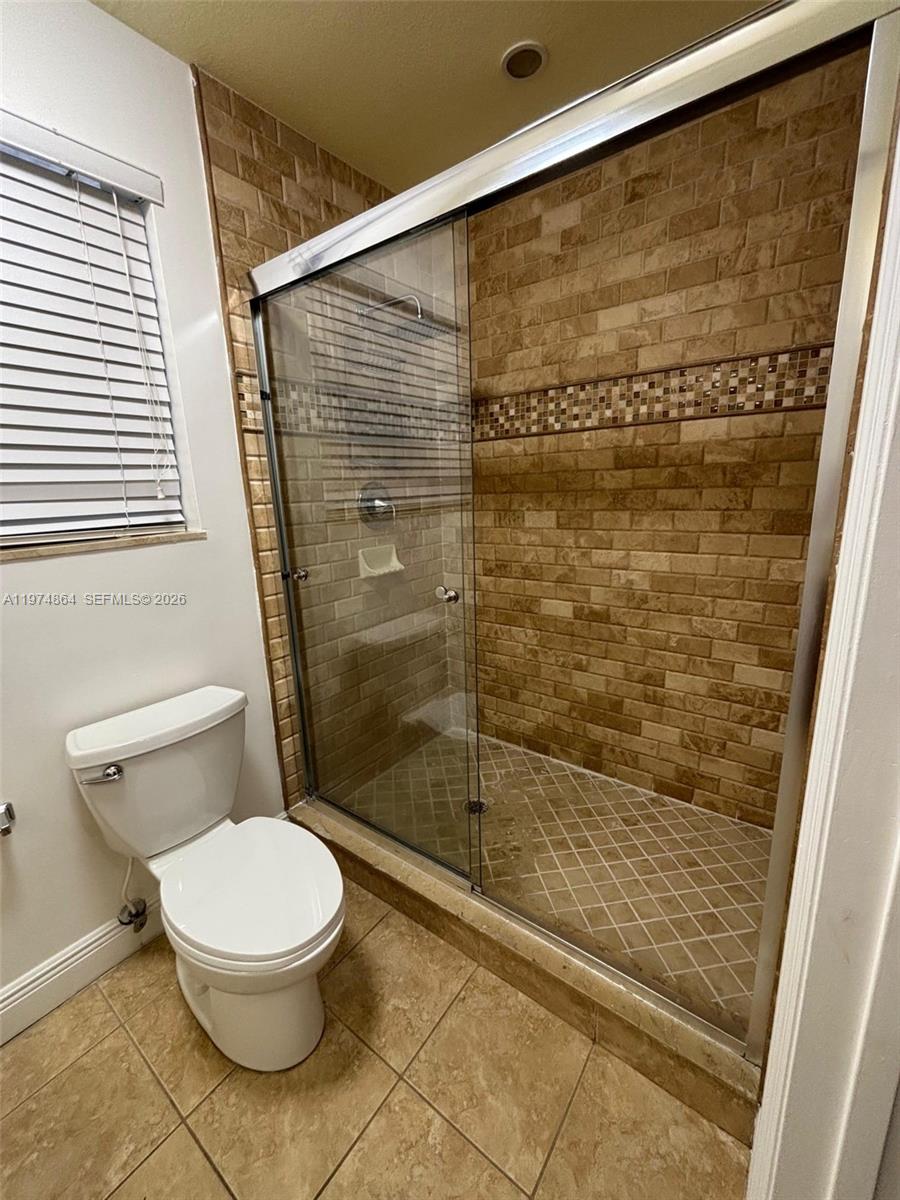 SUB OF PB 7-113 - Residential