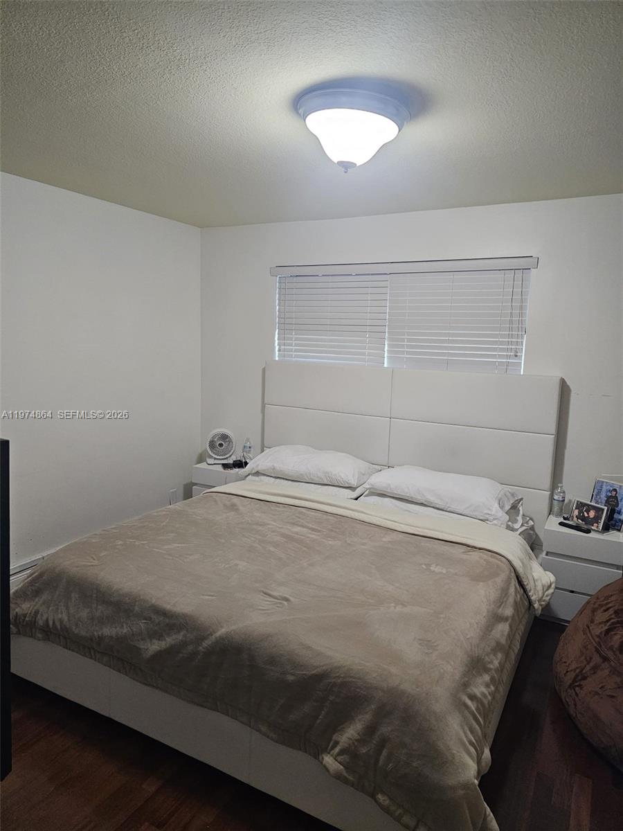 SUB OF PB 7-113 - Residential