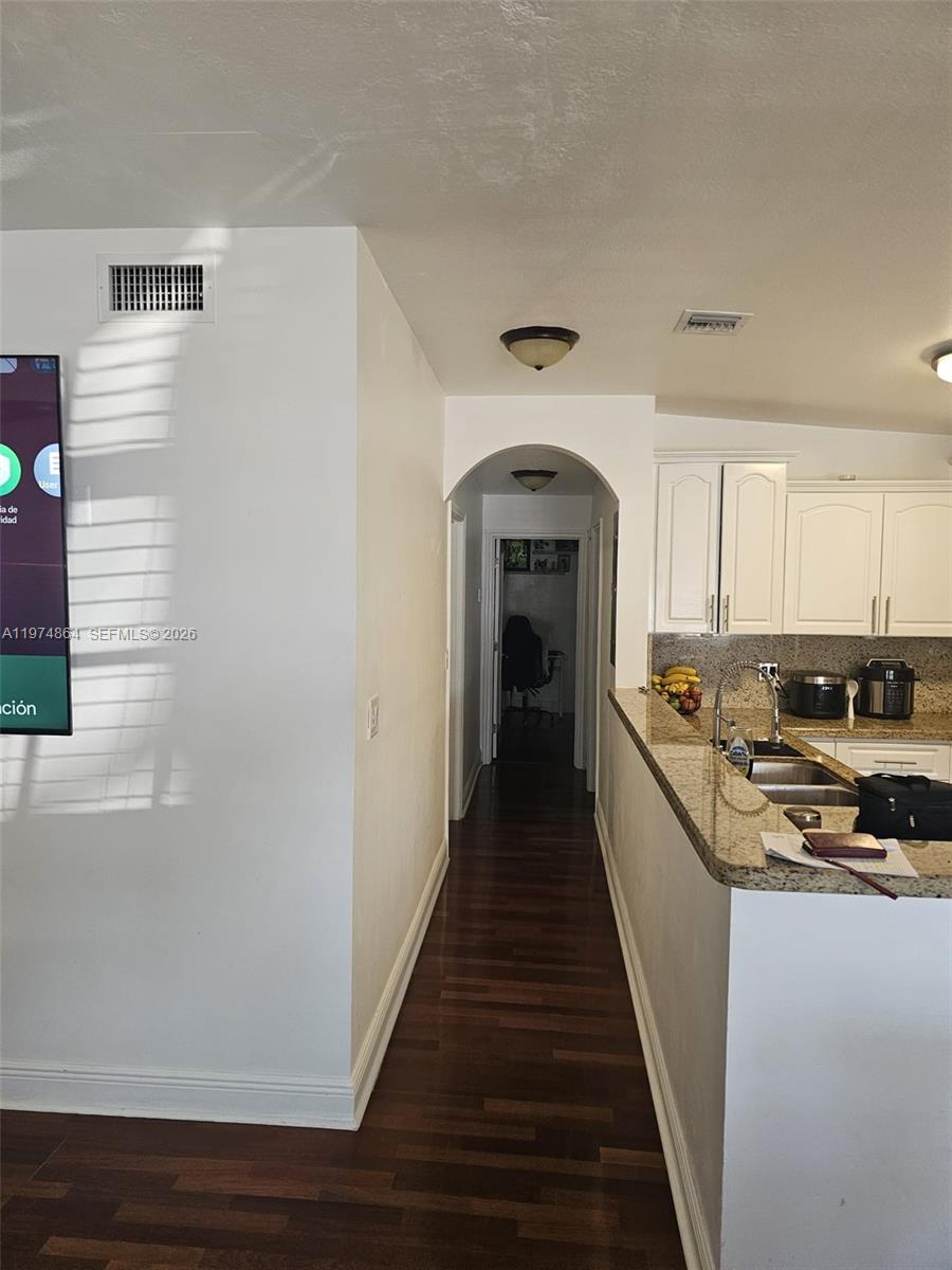 SUB OF PB 7-113 - Residential