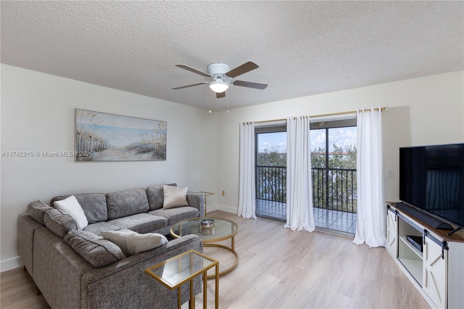 IVANHOE EAST AT CENTURY V - Residential