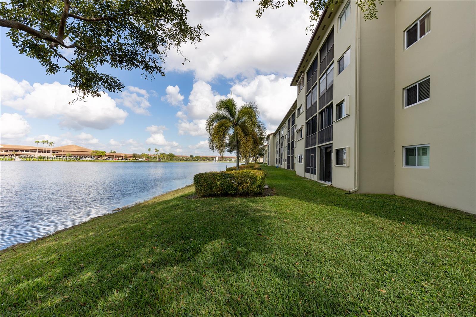 IVANHOE EAST AT CENTURY V - Residential