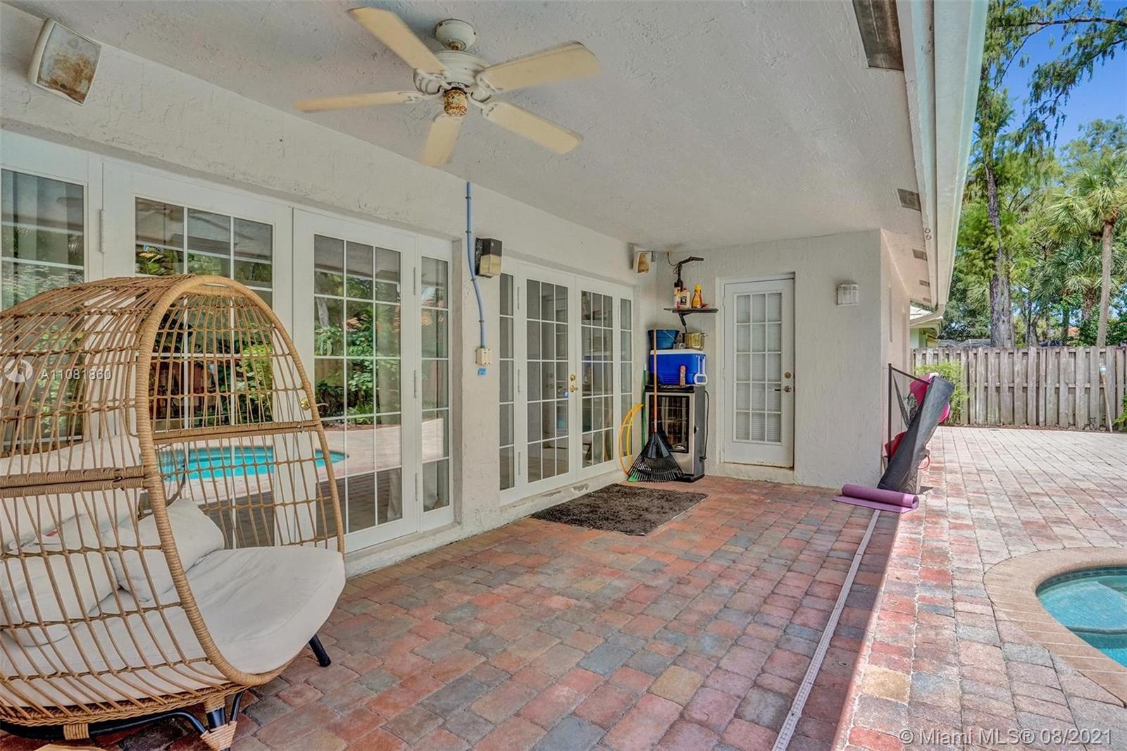 BOULEVARD FOREST - Residential Lease