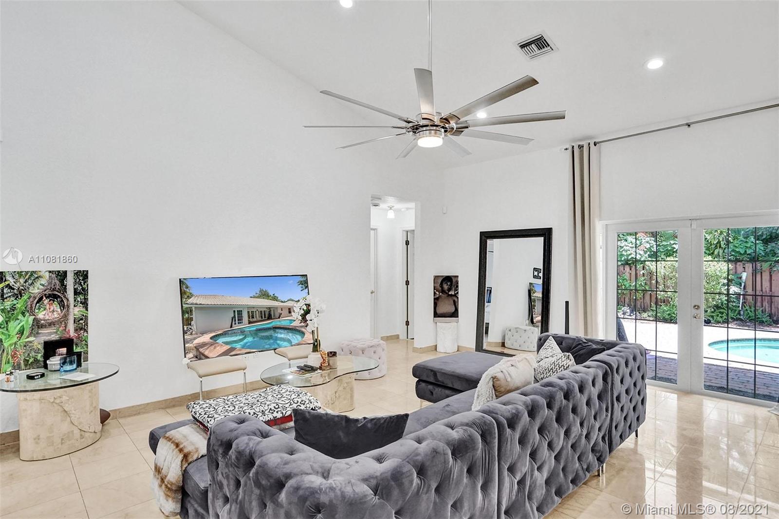 BOULEVARD FOREST - Residential Lease