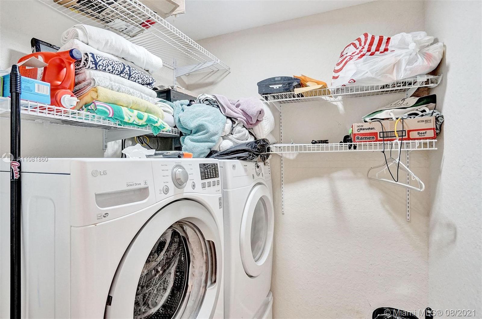 BOULEVARD FOREST - Residential Lease