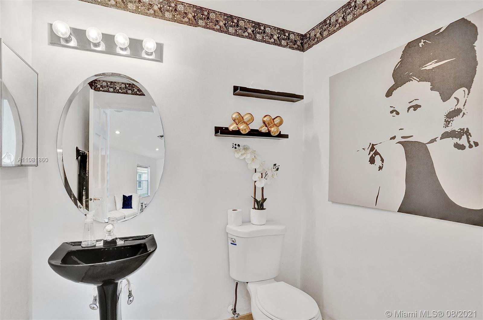 BOULEVARD FOREST - Residential Lease