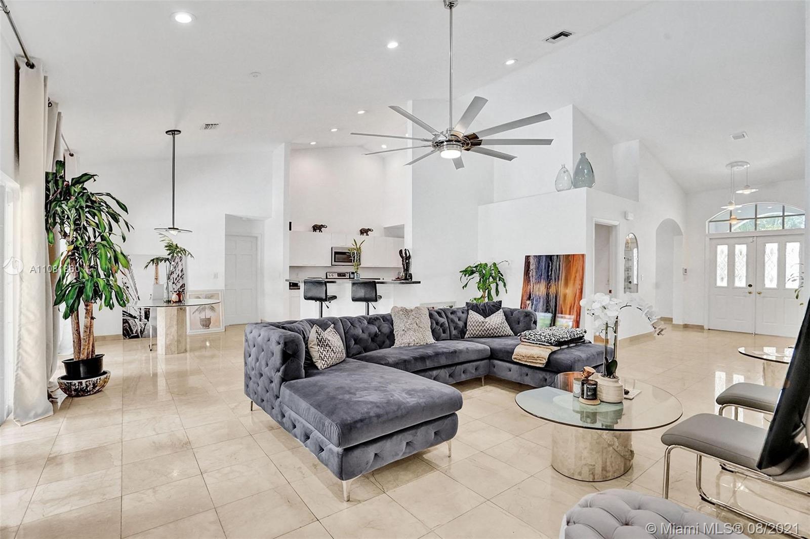 BOULEVARD FOREST - Residential Lease