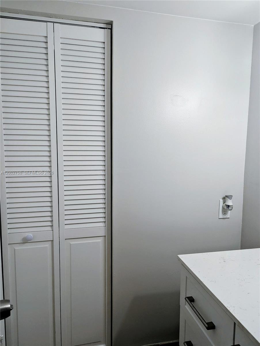 CYPRESS VILLAGE CONDO - Residential Lease