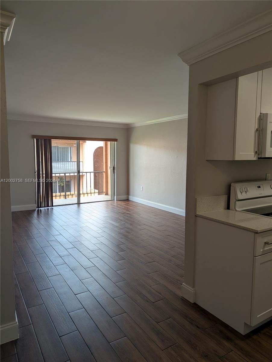 CYPRESS VILLAGE CONDO - Residential Lease