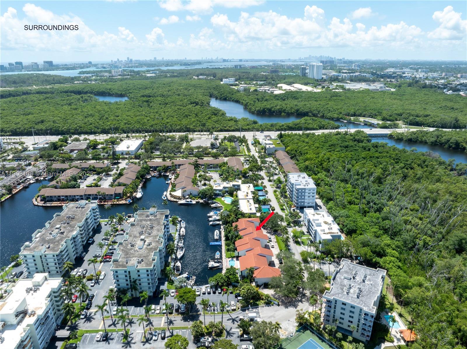 OYSTER COVE TOWNHOUSES - Residential