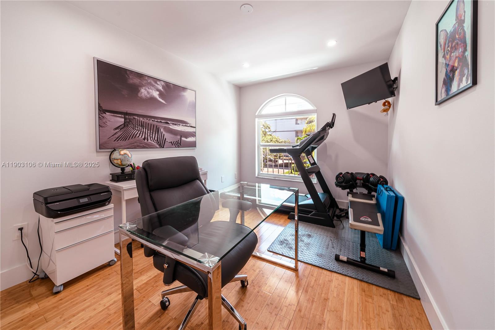 OYSTER COVE TOWNHOUSES - Residential