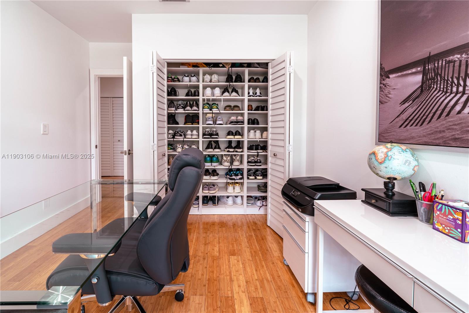 OYSTER COVE TOWNHOUSES - Residential