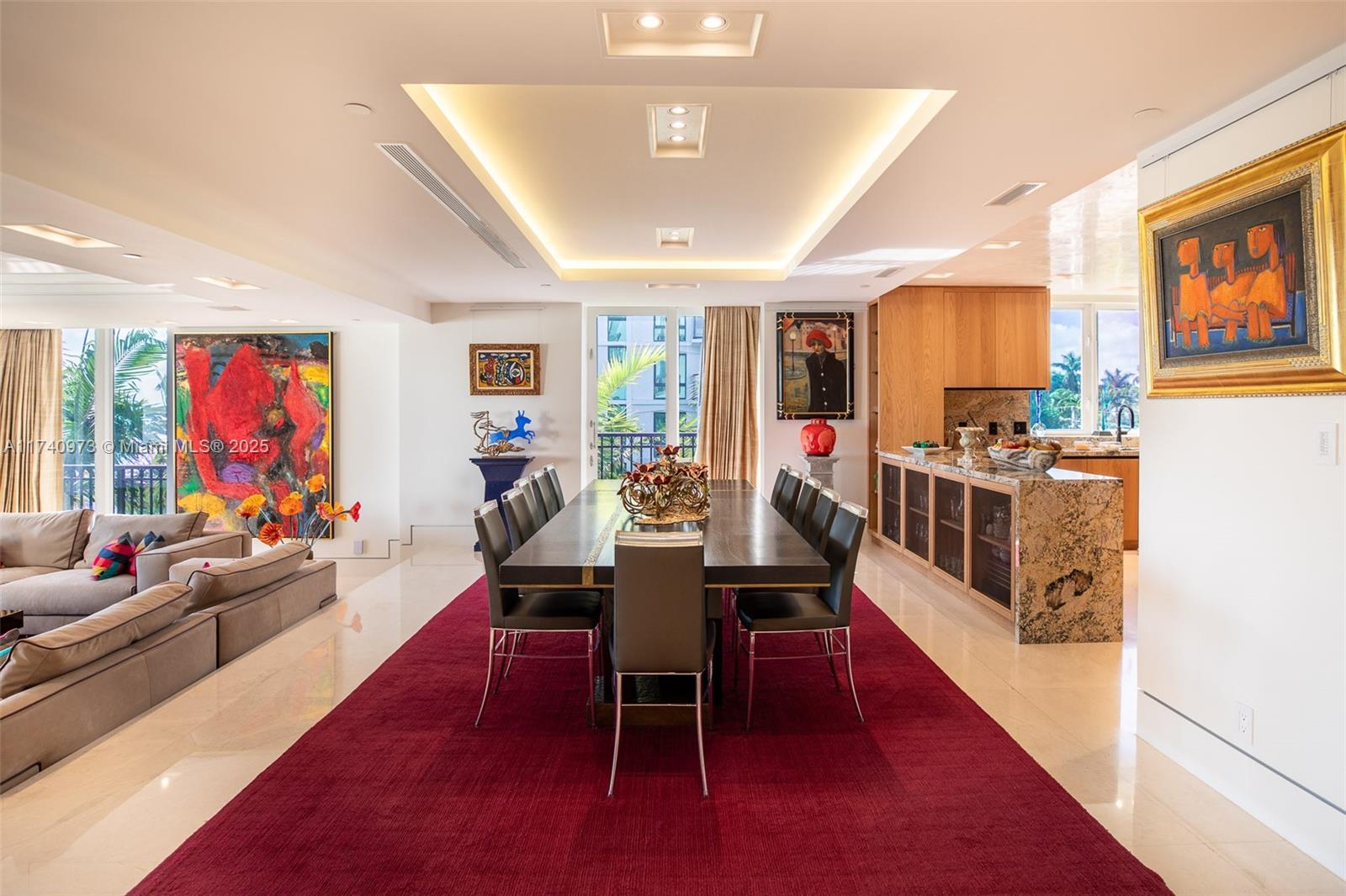 RESIDENCES AT VIZCAYA CON - Residential
