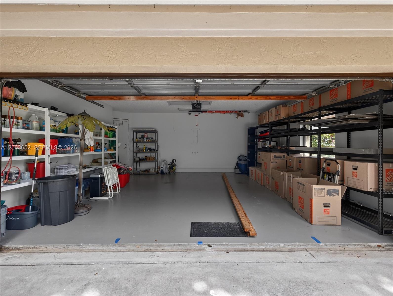 COUNTRY ISLES - Residential