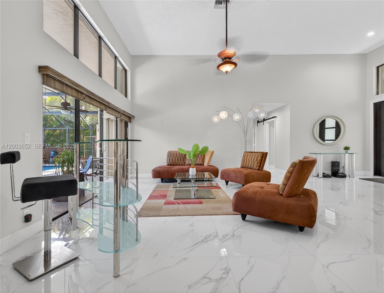 COUNTRY ISLES - Residential