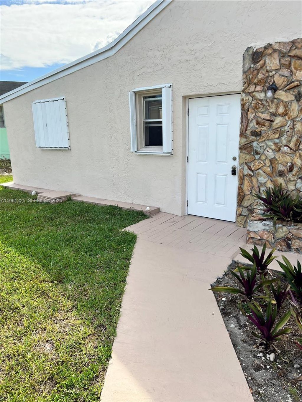 Photo of 410 N 58th Ave #410N, Hollywood, FL 33021 (MLS # A11961325)