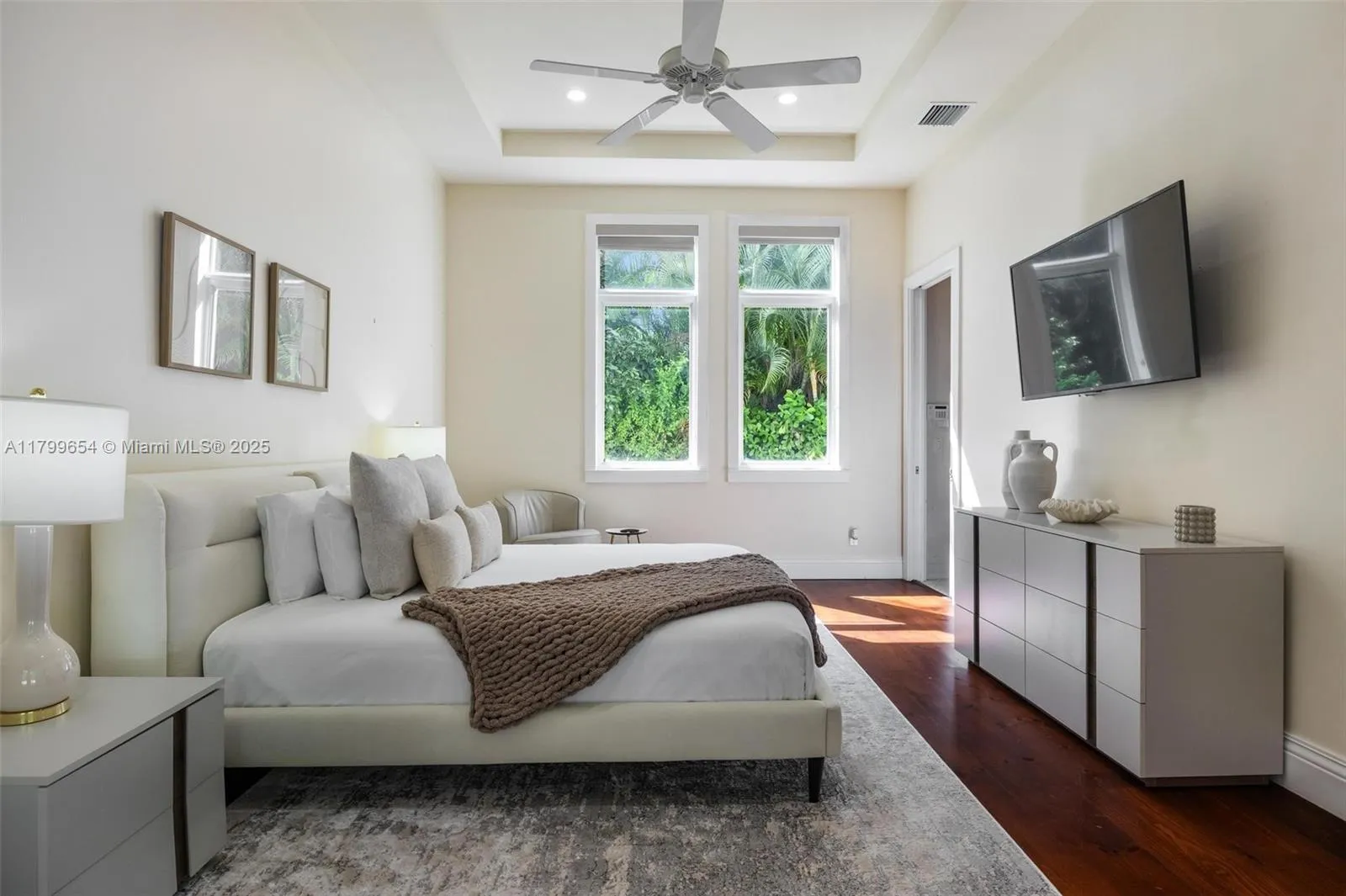 Plantation, Florida 33317, United States, 6 Bedrooms Bedrooms, ,6 BathroomsBathrooms,Residential,Active,125615