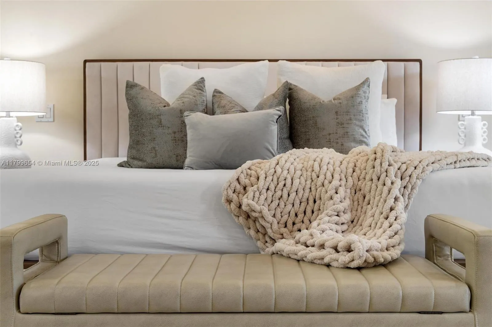 Plantation, Florida 33317, United States, 6 Bedrooms Bedrooms, ,6 BathroomsBathrooms,Residential,Active,125615